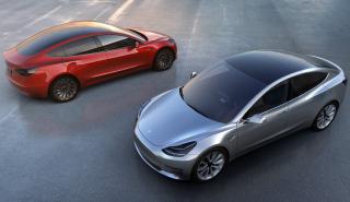 Tesla: Ανάκληση «ρεκόρ» σχεδόν όλων των οχημάτων της στις ΗΠΑ