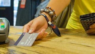 Πώς οι συναλλαγές με κάρτες θα «χτίζουν» το αφορολόγητο