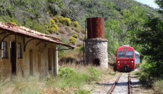 Τοπικό τρένο ξέφυγε από τις ράγες στο Λιανοκλάδι