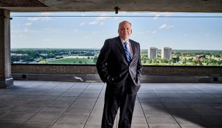 Νέος CEO για τη Ford (pics)