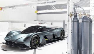 Η Aston Martin που θα φτιαχτεί γύρω από το σώμα σας! (pics)