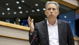 Χρυσόγονος: Αντικίνητρο ο υποχρεωτικός εμβολιασμός για τους μη εμβολιασμένους