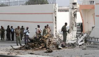 Σομαλία: Έξι πολίτες και τρεις αστυνομικοί σκοτώθηκαν σε επίθεση σε ξενοδοχείο στο Μογκαντίσου