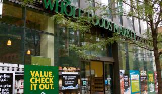 H Amazon εξαγόρασε την Whole Foods Market έναντι 13,7 δισ. δολαρίων