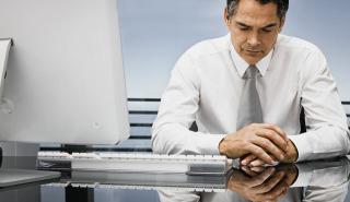 Τίτλοι τέλους για τις «χρυσές» εθελούσιες στις τράπεζες