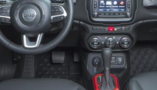 Jeep Renegade: Εννιά σχέσεις για κάθε περίσταση