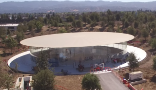 Σχεδόν έτοιμο το νέο «διαστημικό» campus της Apple (pics & vid)
