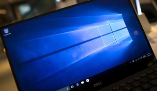H Microsoft «κλείνει» τα Windows 10 όμως πρώτα κάνει... αναβάθμιση