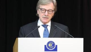 H EKT συνεχίζει να ανησυχεί για τα δάνει της Ευρωζώνης