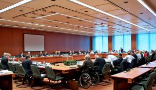 Βρυξέλλες προς Ελλάδα: Προχωρήστε τρίτη αξιολόγηση και επένδυση Ελληνικού