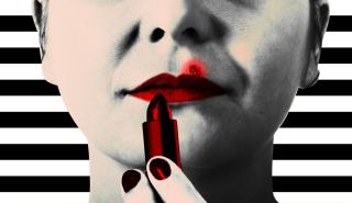 Ζητά αποζημίωση από τα Sephora επειδή κόλλησε έρπη από κραγιόν
