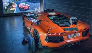 Μία Lamborghini το ακριβότερο χειριστήριο για Xbox (vid)