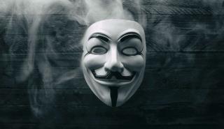 Anonymous: Κήρυξαν διαδικτυακό πόλεμο στη Ρωσία