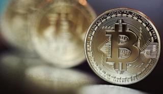 Τραπεζίτες κατά του «θανατηφόρου» bitcoin