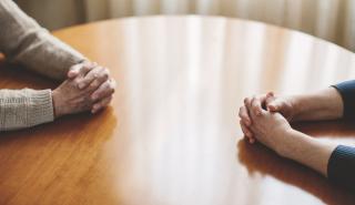 NYT: Ο μεγιστάνας των ΜΜΕ, Ρούπερτ Μέρντοχ, χωρίζει από την Τζέρι Χολ