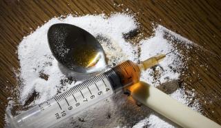 Κομισιόν: Ενίσχυση του ρόλου του Ευρωπαϊκού Οργανισμού για τα Ναρκωτικά, καθώς η παράνομη αγορά ανθεί