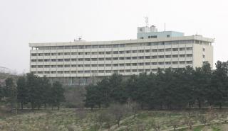Καμπούλ: Ένοπλοι κρατούν ομήρους στο Intercontinental