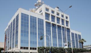 Άγνωστοι πέταξαν τρικάκια έξω από τον τηλεοπτικό σταθμό ΣΚΑΙ- Συνελήφθη ένα άτομο