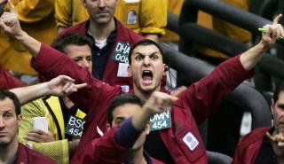 «Καύσωνας» στη Wall Street – Ψάχνουν το «ταβάνι» οι επενδυτές