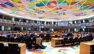 Les Echos: Η Ελλάδα βλέπει το τέλος του τούνελ στις Βρυξέλλες