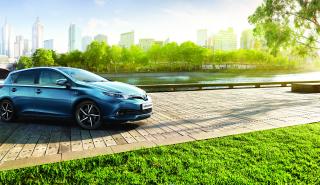 Στα 1,52 εκατ. οι πωλήσεις των υβριδικών ηλεκτρικών οχημάτων Toyota