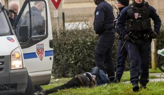 Συγκρούσεις μεταναστών στο Καλαί με 17 τραυματίες