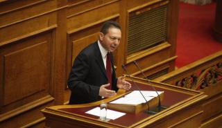 Στουρνάρας: Ψευδείς οι μαρτυρίες - Στοχοποιείται η σύζυγός μου