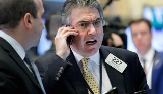To Facebook κατακρημνίζει τη Wall Street
