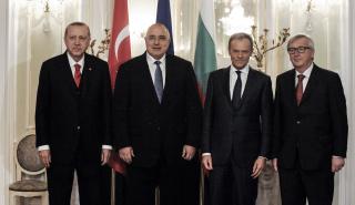 Ικανοποίηση στην Αθήνα για τη Βάρνα, αλλά τα σύννεφα παραμένουν