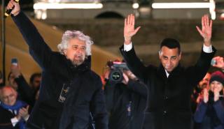 Το «φλερτ» της Δεξιάς εκτινάσσει το κόστος δανεισμού στην Ιταλία