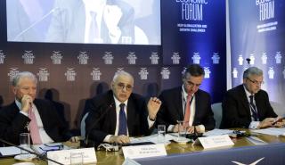 Καραμούζης: Αυστηρές προϋποθέσεις για «καθαρή» έξοδο