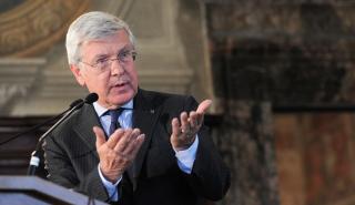 Δεν ψηφίζουν τον υποψήφιο του Μπερλουσκόνι τα «5 Αστέρια»