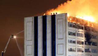 Φωτιά σε πολυκατοικία στο Γκρόζνυ της Ρωσίας 