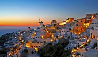 Σαντορίνη: Κλειστά σχολεία και αποφυγή συγκεντρώσεων σε κλειστούς χώρους λόγω της σεισμικής δραστηριότητας