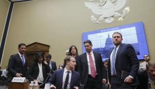 Το Facebook δεν συλλέγει δεδομένα μόνο από τους χρήστες του