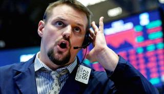 Πτώση 300 μονάδων για τον Dow Jones