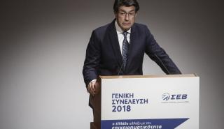 Φέσσας (ΣΕΒ): Γλυτώσαμε τη συντριβή αλλά με τεράστιες θυσίες 