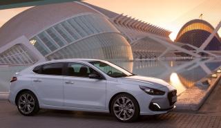 Με έντονη προσωπικότητα το Hyundai i30 Fastback
