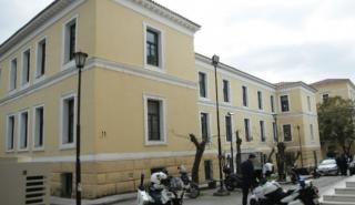 Στα δικαστήρια για την απολογία του ο 44χρονος κατηγορούμενος για βιασμό 16χρονης στον Κολωνό