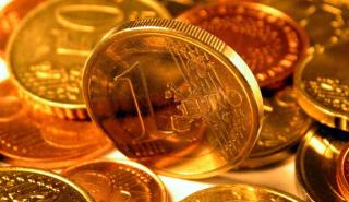 Ο αποκλεισμός του ευρωσκεπτικιστή Σαβόνα «ανεβάζει» τις αγορές