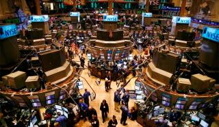 Πτώση λόγω διπλωματικής κρίσης στη Wall Street