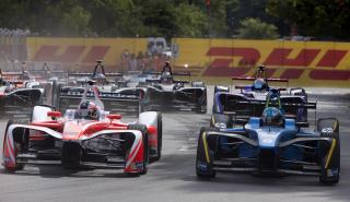 Πωλούνται μονοθέσια της Formula E σε τιμή 200.000 ευρώ!