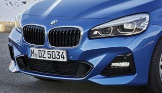 Ανακαλεί 324.000 αυτοκίνητά της η BMW