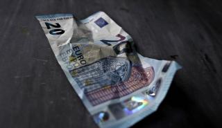 Οι ανησυχίες για την ανάπτυξη απομακρύνουν τις περικοπές στις συντάξεις