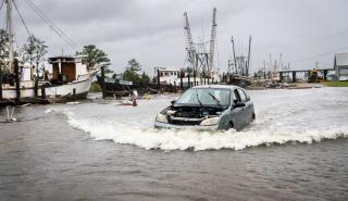 ΗΠΑ: Πέντε νεκροί από τον τυφώνα Φλόρενς (pics)