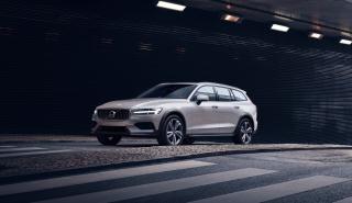 Ακόμη πιο περιπετειώδες το Volvo V60 Cross Country! (pics)