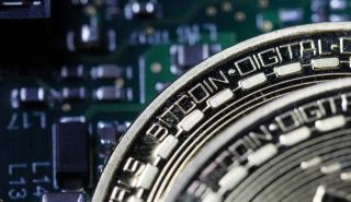 To Bitcoin έσπασε το φράγμα των 9.000 δολαρίων