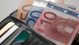 Επεκτείνεται σε μετοχές και ομόλογα η Golden Visa