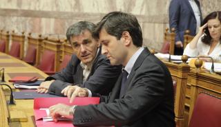 Μαδώντας τη μαργαρίτα της εξόδου στις αγορές