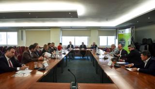 Χωρίς την ΓΣΕΕ ξεκίνησε η διαβούλευση για τον κατώτατο μισθό